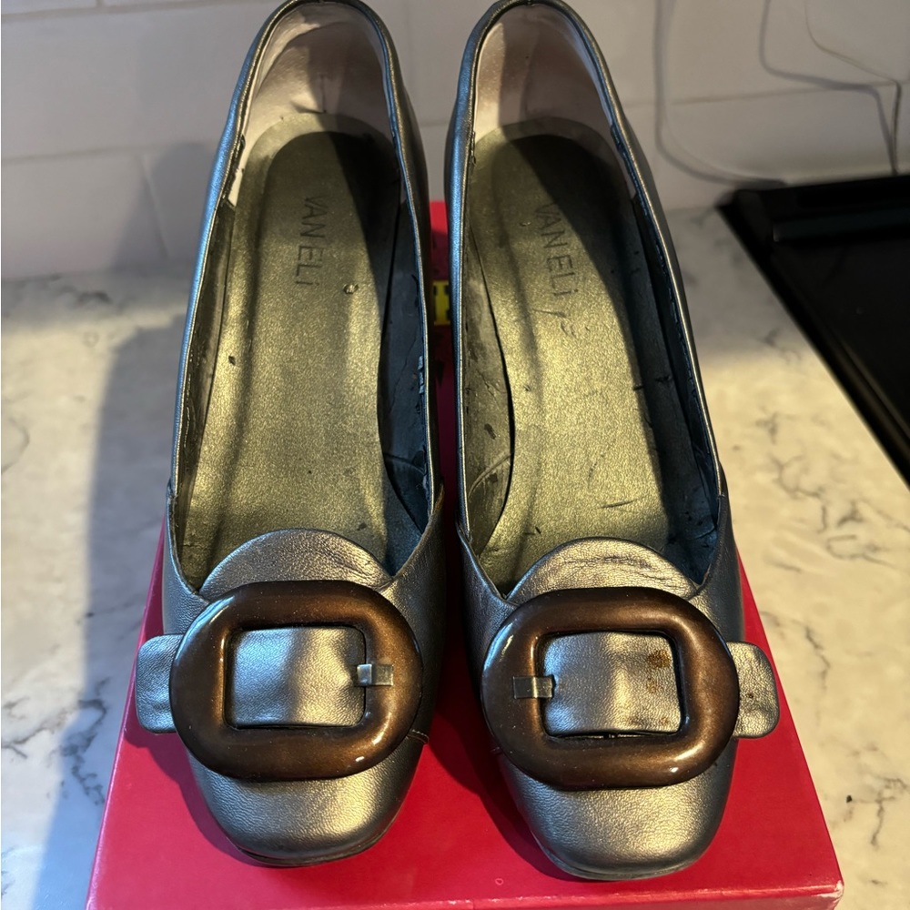 Vaneli Leather Pewter Shoes